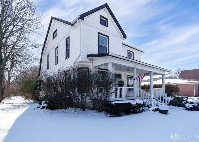 Property at 805 E Main St, Eaton, OH 45320, 4 beds, 2 baths