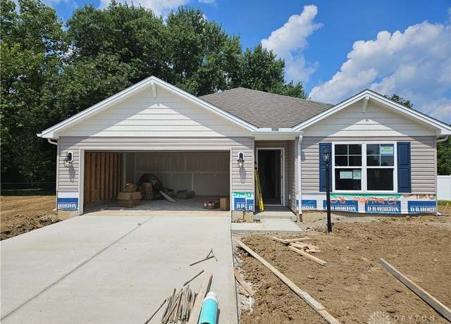 Property at 108 Martha Ct, Eaton, OH 45320, 3 beds, 2 baths