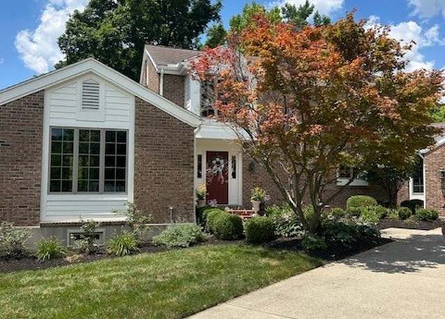 Property at 563 Eagle Cir, Kettering, OH 45429, 3 beds, 3 baths