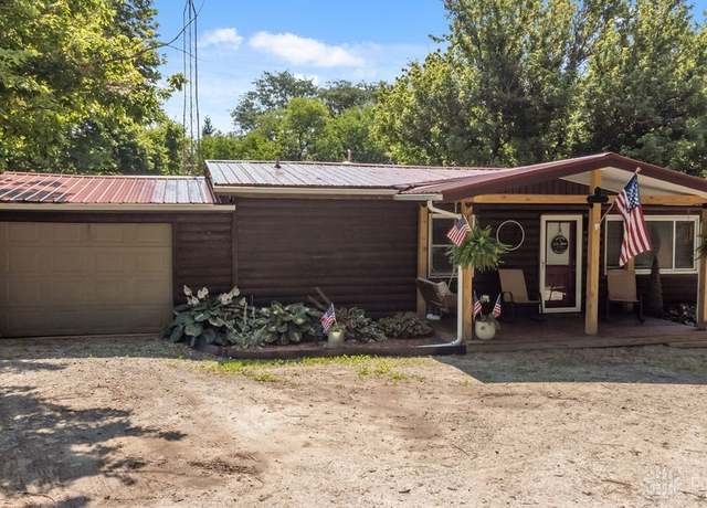 Property at 2640 N Dayton Lakeview Rd, New Carlisle, OH 45344, 2 beds, 1 bath
