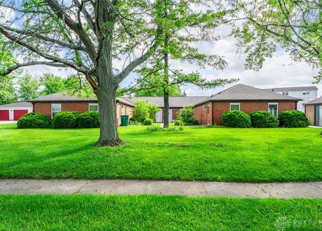 Property at 8374 Washington Vlg, Washington Twp, OH 45458, 10 beds, 8 baths
