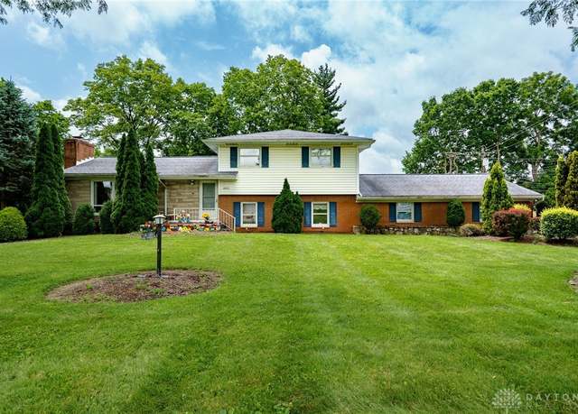 Property at 4491 Michaels Dr, Franklin, OH 45005, 4 beds, 2.5 baths