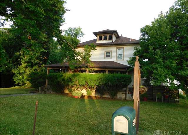 Property at 5025 Basore Rd, Dayton, OH 45415, 4 beds, 3.5 baths