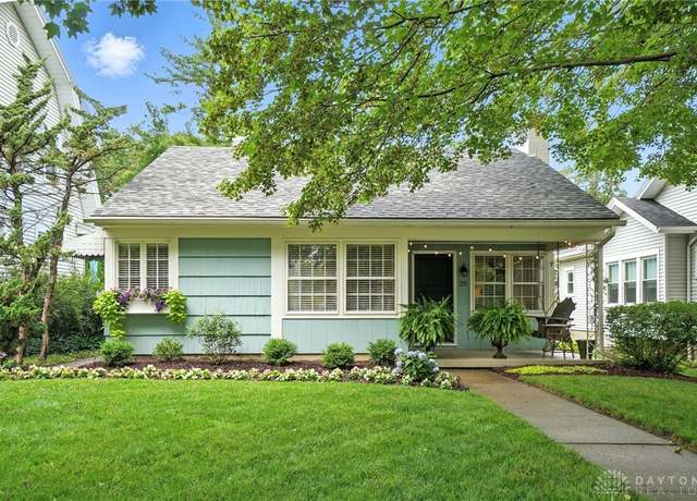 Property at 25 Triangle Ave, Oakwood, OH 45419, 2 beds, 1 bath
