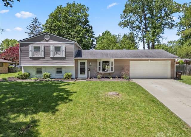 Property at 2089 Clearview Dr, Bellbrook, OH 45305, 4 beds, 2.5 baths