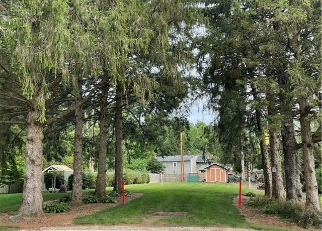Property at 14 Dorchester Dr, Dayton, OH 45415