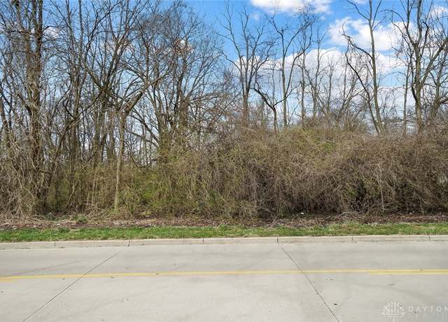 Property at 249 Liscum Dr, Dayton, OH 45417