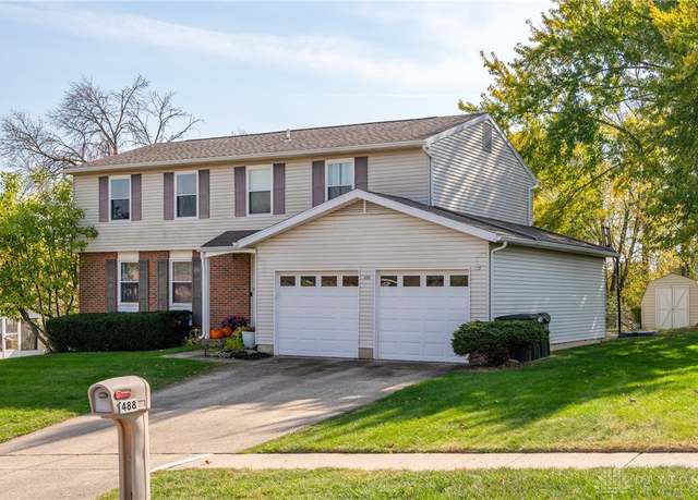 Property at 488 Poplar Grove Dr, Vandalia, OH 45377, 4 beds, 2.5 baths