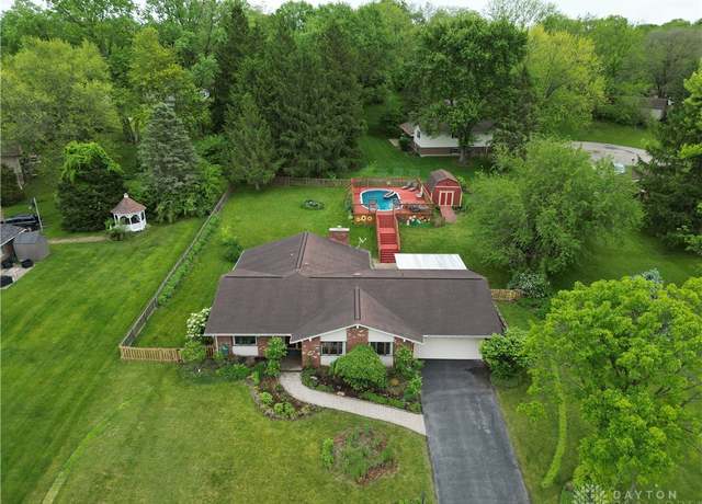 Property at 620 Talowood Dr, Beavercreek, OH 45430, 3 beds, 2 baths