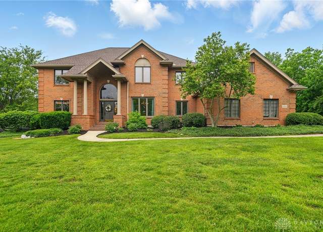 Property at 10692 Falls Creek Ln, Washington Twp, OH 45458, 4 beds, 4.5 baths