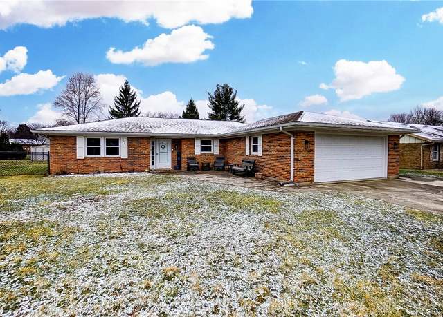 Property at 3620 Heathwood Dr, Tipp City, OH 45371, 4 beds, 2 baths