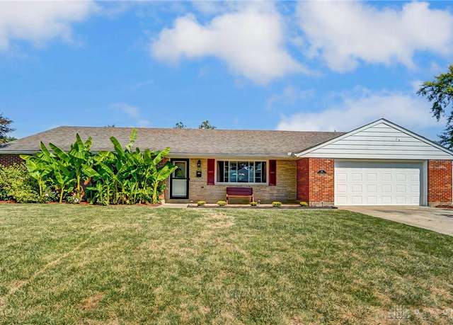 Property at 319 Camborne Dr, Englewood, OH 45322, 3 beds, 2.5 baths
