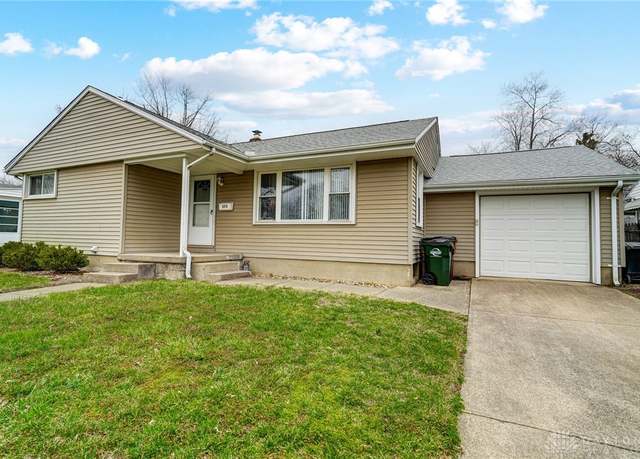 Property at 573 Lewis Dr, Fairborn, OH 45324, 3 beds, 2 baths