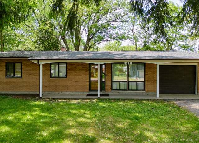 Property at 218 Gardendale Dr, Yellow Springs Vlg, OH 45387, 3 beds, 2 baths