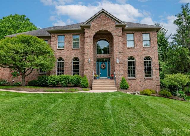 Property at 1370 Soaring Heights Dr, Dayton, OH 45440, 4 beds, 4.5 baths