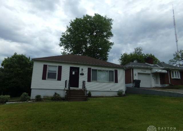 Property at 714 Oakleaf Dr, Dayton, OH 45417, 2 beds, 1 bath