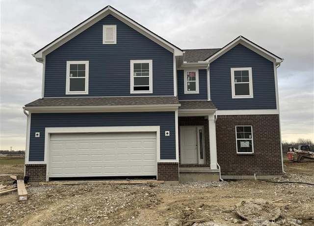 Property at 1063 Jackson Ct, Tipp City, OH 45371, 5 beds, 3 baths