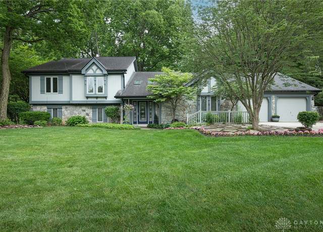 Property at 5010 Rhine Way, Centerville, OH 45458, 4 beds, 3.5 baths