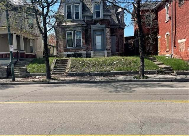 Property at 809 Wayne Ave, Dayton, OH 45402, 4 beds, 2 baths