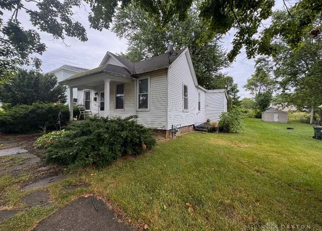 Property at 861 E Market St, Xenia, OH 45385, 3 beds, 1 bath