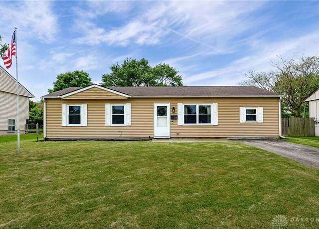 Property at 1139 Chalet Dr, New Carlisle, OH 45344, 3 beds, 1 bath