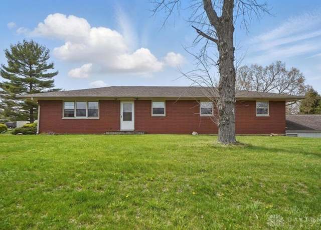 Property at 5800 State Route 201, Tipp City, OH 45371, 4 beds, 2.5 baths