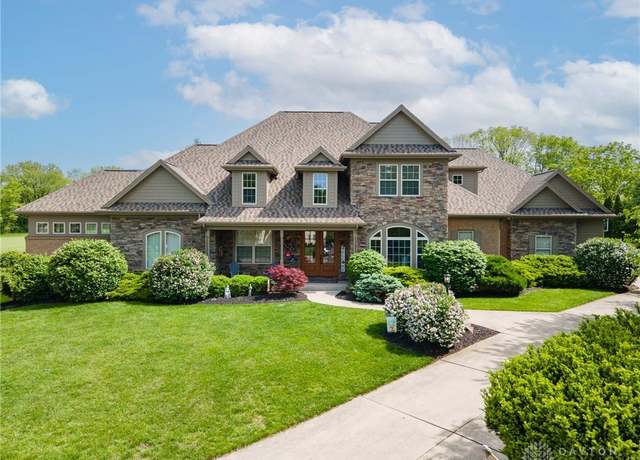 Property at 25 Inverness Ct, Springboro, OH 45066, 5 beds, 4 baths