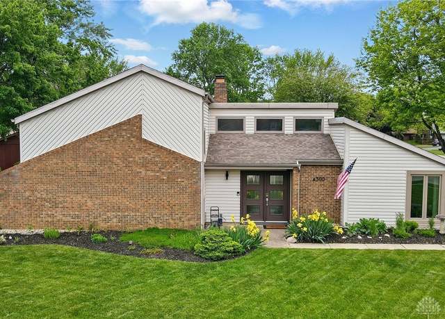 Property at 4300 Toll Gate Ln, Sugarcreek Twp, OH 45305, 3 beds, 3 baths