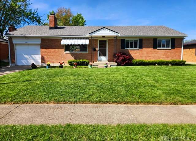 Property at 1125 Wenbrook Dr, Dayton, OH 45429, 4 beds, 1.5 baths