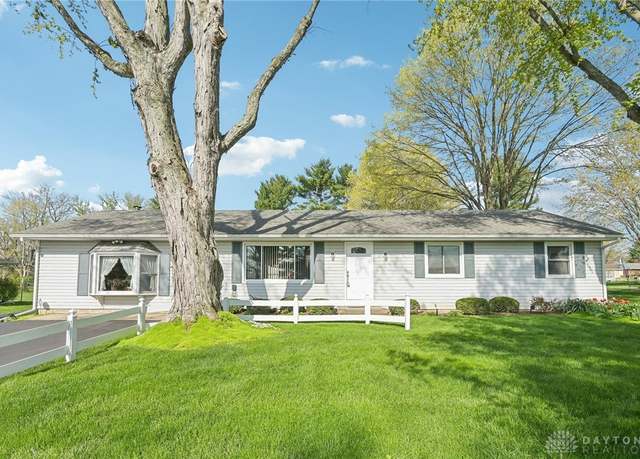 Property at 881 Ankeney Rd, Beavercreek Twp, OH 45434, 3 beds, 1 bath