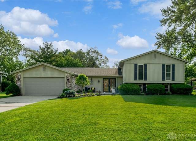 Property at 2155 Shenandoah Dr, Troy, OH 45373, 4 beds, 2.5 baths