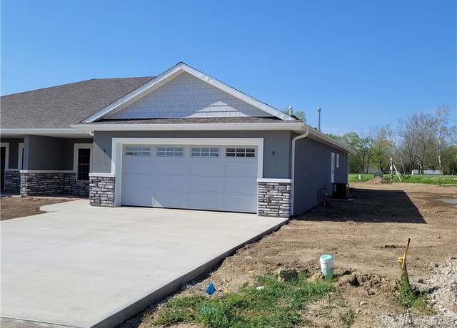 Property at 547 Reed Ave, Versailles, OH 45380, 2 beds, 2 baths