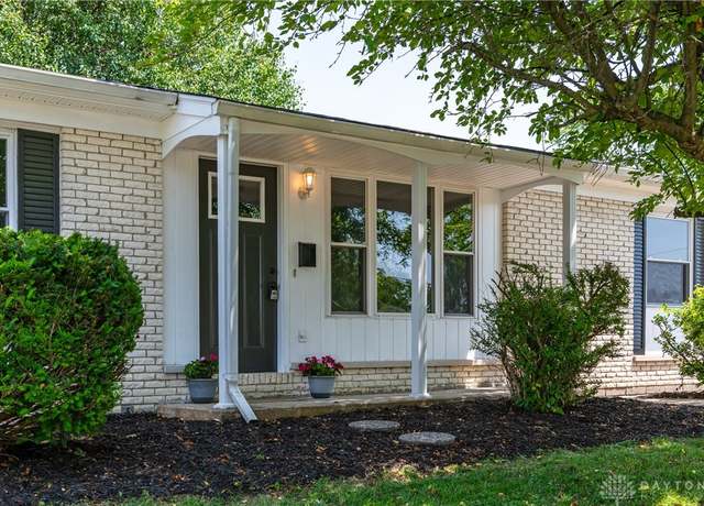 Property at 390 Washington Ave, Wilmington, OH 45177, 3 beds, 2 baths
