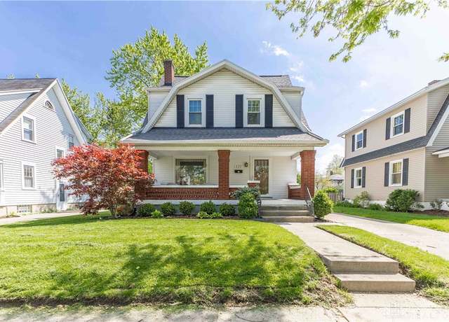 Property at 322 Wiltshire Blvd, Oakwood, OH 45419, 3 beds, 1.5 baths