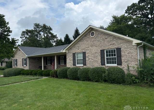 Property at 2537 Ridge Rd, Xenia, OH 45385, 4 beds, 3 baths
