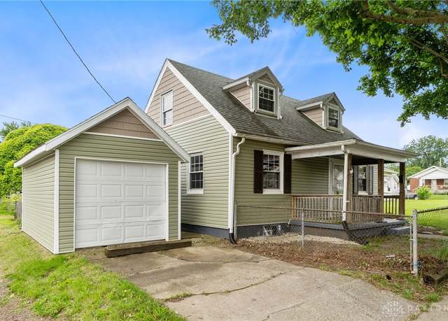 Property at 700 James St, Springfield, OH 45503, 3 beds, 1.5 baths