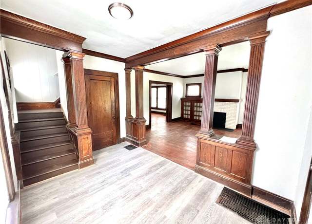 Property at 1249 Everett Dr, Dayton, OH 45402, 3 beds, 1 bath