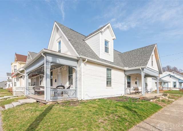 Property at 131 S Mulberry St, Troy, OH 45373, 3 beds, 2 baths