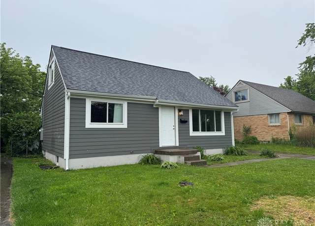 Property at 226 Blackwood Ave, Dayton, OH 45403, 3 beds, 2 baths