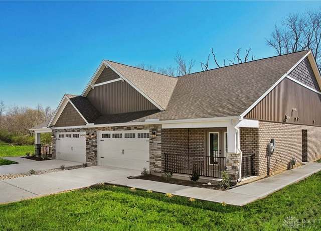 Property at 5019 Waterford Ln, Middletown, OH 45044, 2 beds, 2 baths