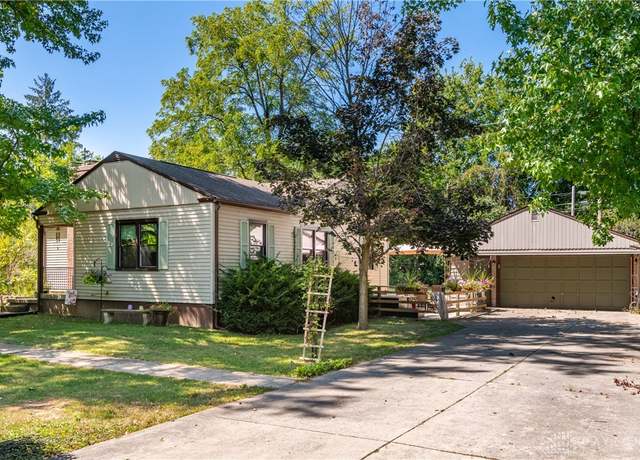 Property at 717 Woodlawn Ave, Englewood, OH 45322, 4 beds, 1.5 baths