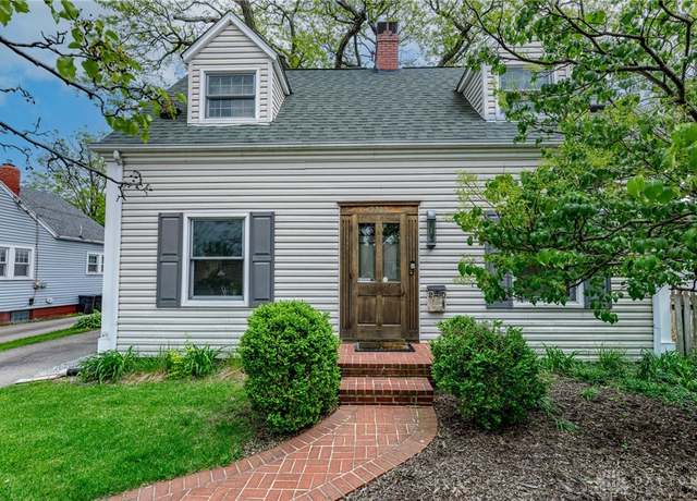 Property at 2700 Shroyer Rd, Oakwood, OH 45419, 2 beds, 1 bath