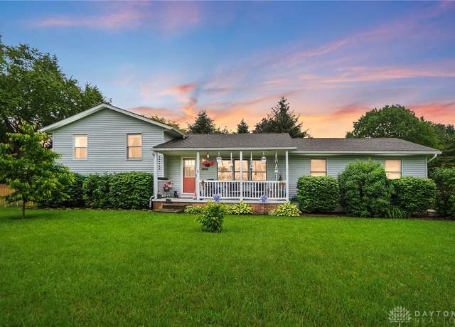 Property at 2000 Grange Hall Rd, Beavercreek, OH 45431, 4 beds, 2.5 baths