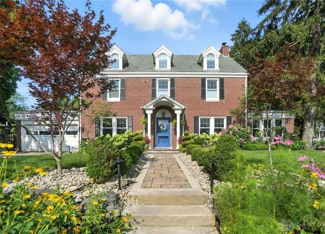 Property at 2101 Far Hills Ave, Oakwood, OH 45419, 4 beds, 2.5 baths
