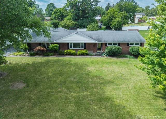 Property at 366 Hiatt Ave, Wilmington, OH 45177, 2 beds, 1.5 baths