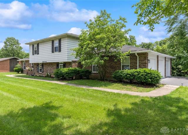 Property at 870 E Whipp Rd, Dayton, OH 45459, 4 beds, 3 baths