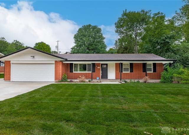 Property at 2518 Brahms Blvd, West Carrollton, OH 45449, 3 beds, 2 baths