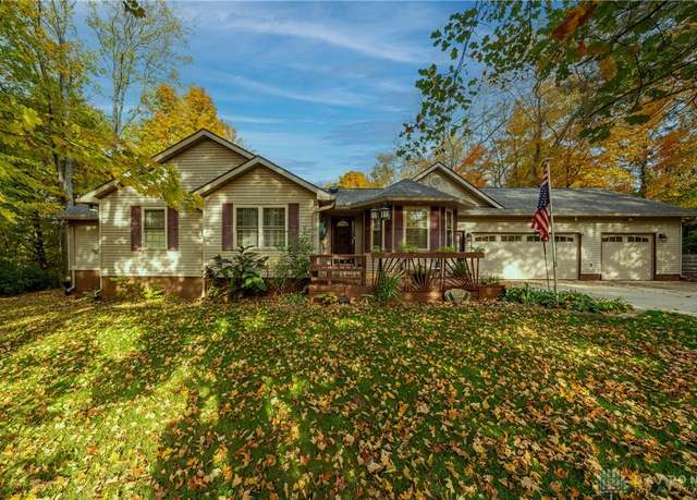 Property at 834 Kingman Ct, Xenia, OH 45385, 3 beds, 2.5 baths