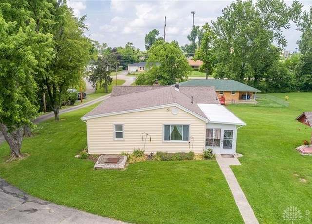 Property at 3280 Benchwood Rd, Dayton, OH 45414, 3 beds, 1 bath