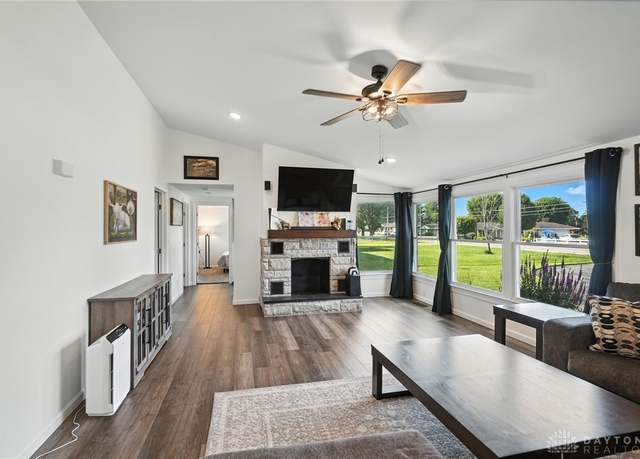Property at 628 State Route 571, Union City, OH 45390, 2 beds, 2 baths